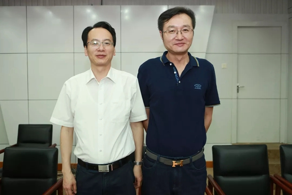 首届“雅诗澜”奖学金颁奖典礼成功举办,与社会公益同行!