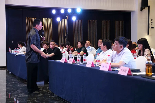 2019喜盈门“重塑动力·合力共赢”全国经销商大会圆满成功!
