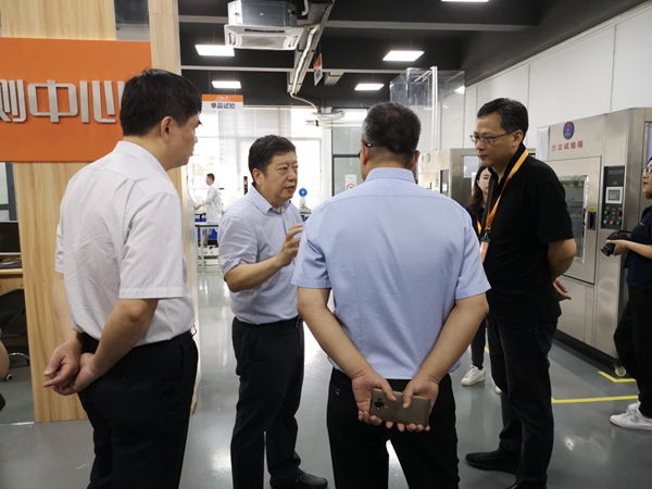 中国智能锁共享产业平台迎接国家市场监督局长黄国梁一行莅临考察交流！