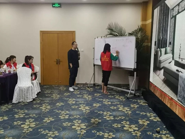 御秀刺绣墙布春秋学院成功举办第三课堂第32期培训会！