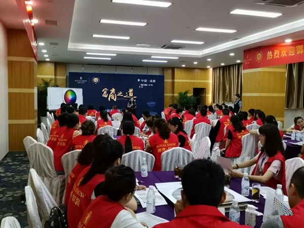 御秀刺绣墙布春秋学院成功举办第三课堂第32期培训会！