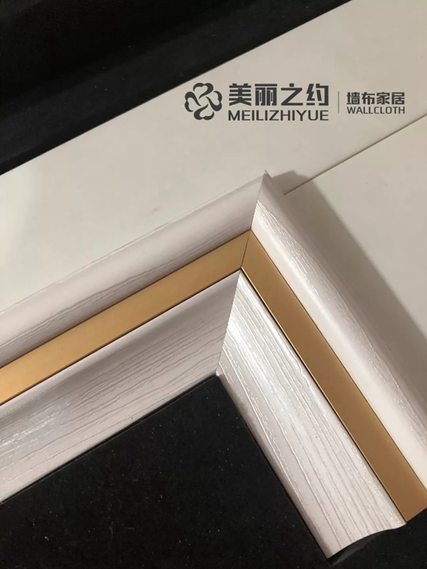 美丽之约墙布高端背景实木线条，只为满足高品质的你！