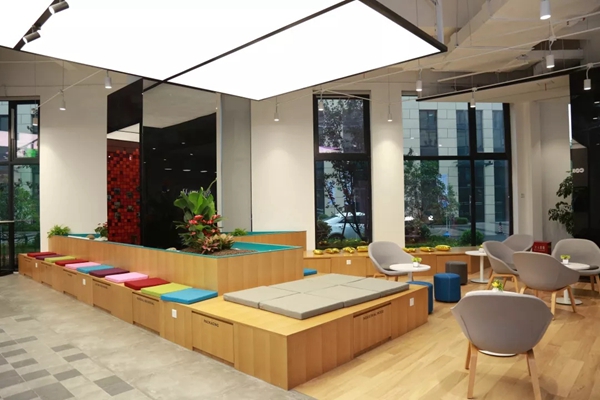 六月十八，宣伟涂料搬新家