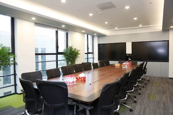 六月十八，宣伟涂料搬新家