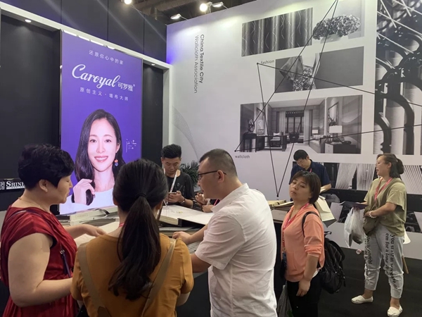 可罗雅墙布出席BIFF2019，在E3-B01与您一起HIGH翻夏天！