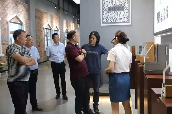 科饶恩系统门窗迎接西安高科幕墙门窗有限公司领导一行莅临考察交流