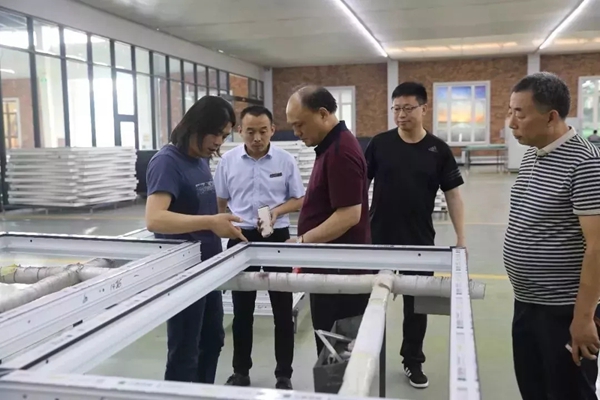 科饶恩系统门窗迎接西安高科幕墙门窗有限公司领导一行莅临考察交流