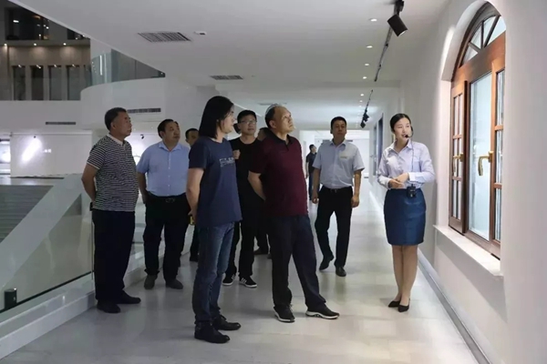 科饶恩系统门窗迎接西安高科幕墙门窗有限公司领导一行莅临考察交流