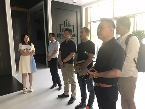 米兰之窗迎接意大利设计大师卢卡斯到访交流