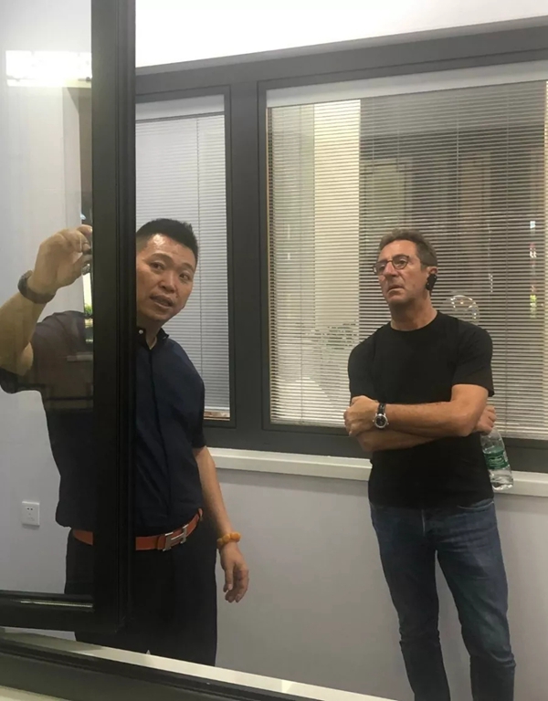 米兰之窗迎接意大利设计大师卢卡斯到访交流
