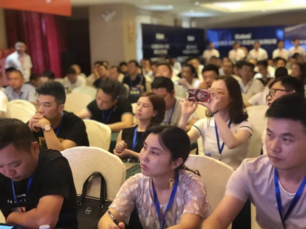 卡百利艺术涂料+软装夏季招商会（南昌站）圆满落幕