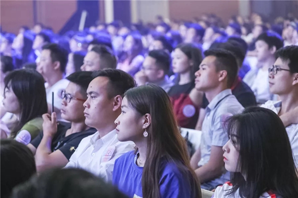 梦享设计说梁景华：设计的目标就是成就致美