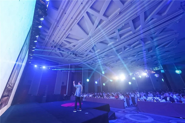 梦享设计说梁景华：设计的目标就是成就致美