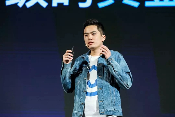 诺维家受邀参加第五届国际家居互联网创见峰会,助力家居行业发展