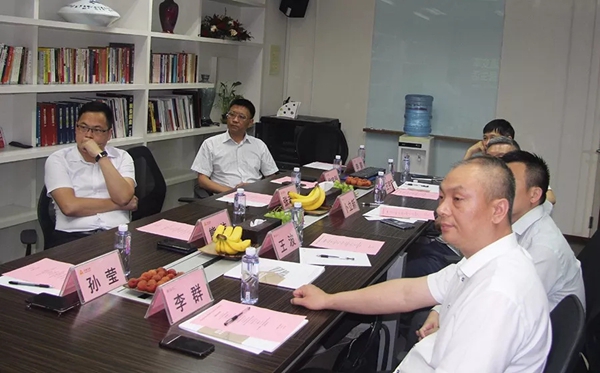 华美立家与书香门地地板达成全国战略合作 华美立家与书香门地地板达成全国战略合作