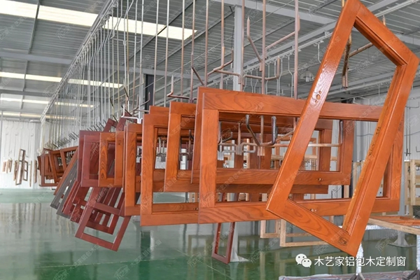 木艺家铝包木门窗迎接丹麦TEKNOS水性漆Mark Hubbert先生一行莅临考察 木艺家铝包木门窗迎接丹麦TEKNOS水性漆Mark Hubbert先生一行莅临考察