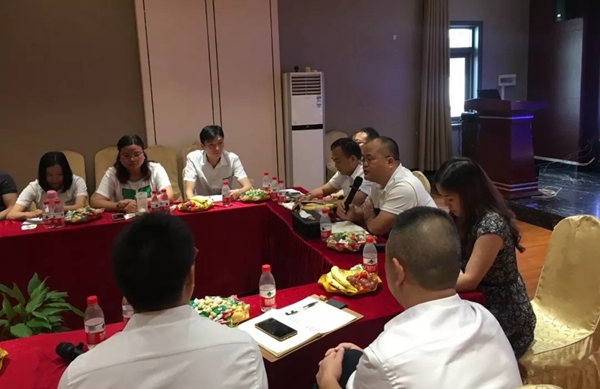 新标木门经销商深度交流沟通会议圆满结束