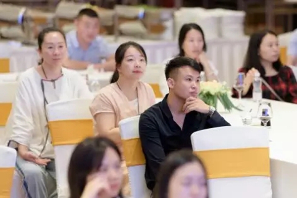 西克曼成功举办“新工匠时代全屋整装品鉴论坛会”，匠心品质独占鳌头