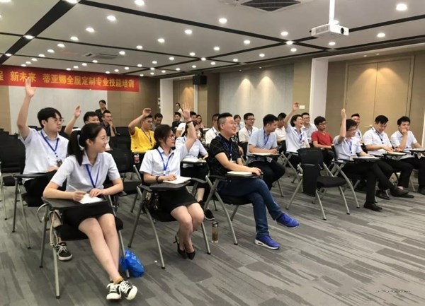 蒂亚娜全屋定制举行专业技能培训,提升员工专业能力与综合素质