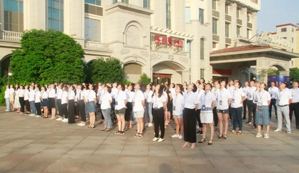 新豪轩门窗2019大商店长第五届特训营圆满结束，助力营销升级！