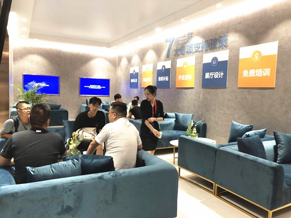 2019中国建博会（广州）|布兰莎实木全屋定制高明明：与经销商形成命运共同体