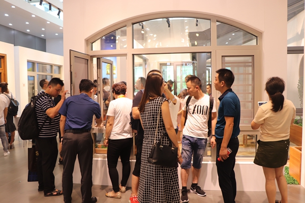 2019中国建博会（广州）|百利玛门窗黄维寿：探索多品类发展之路