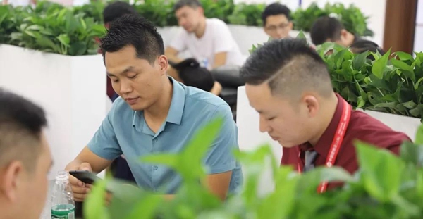 怡发门窗亮剑中国建博会（广州），邀您见证火爆现场