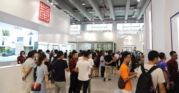 怡发门窗亮剑中国建博会（广州），邀您见证火爆现场