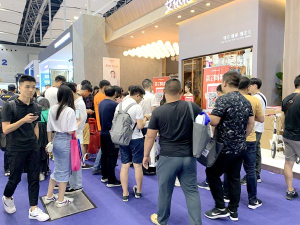慧亚媒体眼| 中国建博会（广州）门窗馆有意思报告