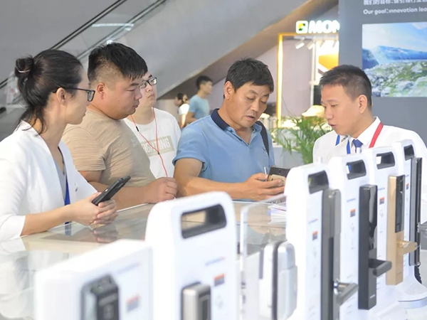 多玛凯拔惊艳亮相2019中国建博会（广州）