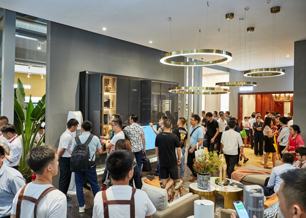 生态索造，领跑菲凡——索菲亚新品亮相广州建博会