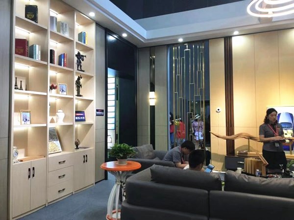 2019中国建博会(广州)丨达斯豪瑟杨玉杰:经销商和企业共同发展互利双赢是关键 2019中国建博会(广州)丨达斯豪瑟杨玉杰:经销商和企业共同发展互利双赢是关键