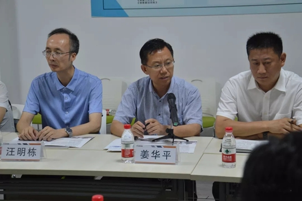 山东智赢门窗系统有限公司与山东交通学院产学研战略合作签约暨揭牌仪式顺利举行 山东智赢门窗系统有限公司与山东交通学院产学研战略合作签约暨揭牌仪式顺利举行
