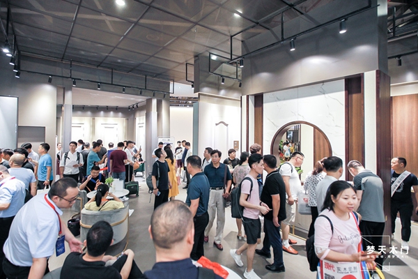 中国建博会（广州）圆满收官，梦天健康高端定制刷新行业高度