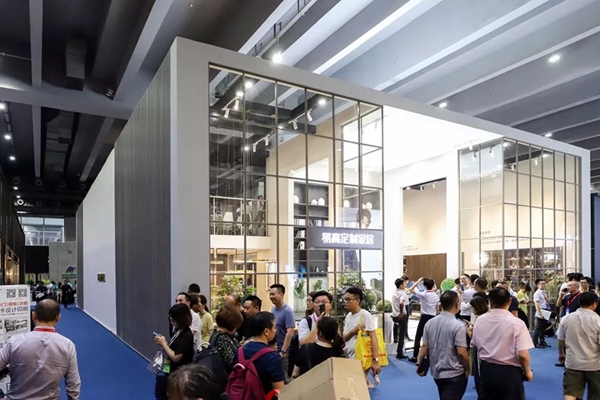 易高家居2019中国(广州)建博会大放异彩,新品获客户高度认可 易高家居2019中国(广州)建博会大放异彩,新品获客户高度认可