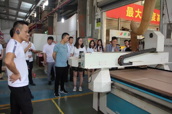 伊百丽全屋定制2019“升维·破局”工作研讨会圆满结束 伊百丽全屋定制2019“升维·破局”工作研讨会圆满结束