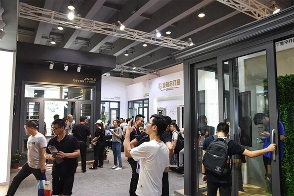 安格尔门窗2019中国建博会（广州）完美收官，开创更加美好的未来！