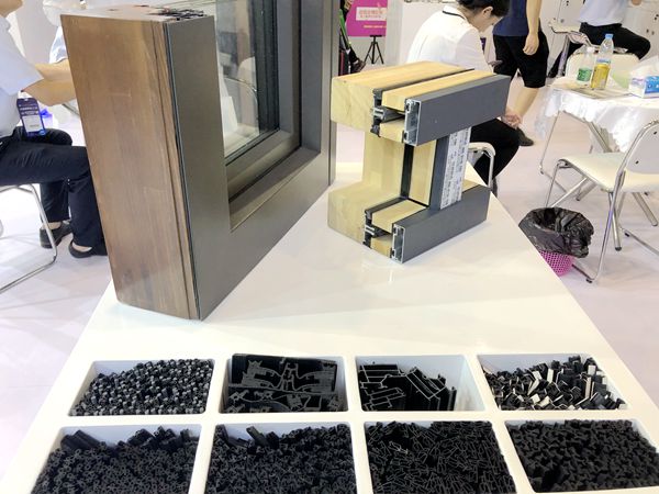 2019中国建博会(广州)|海达橡塑张文远:门窗生产标准化将成为发展关键 2019中国建博会(广州)|海达橡塑张文远:门窗生产标准化将成为发展关键