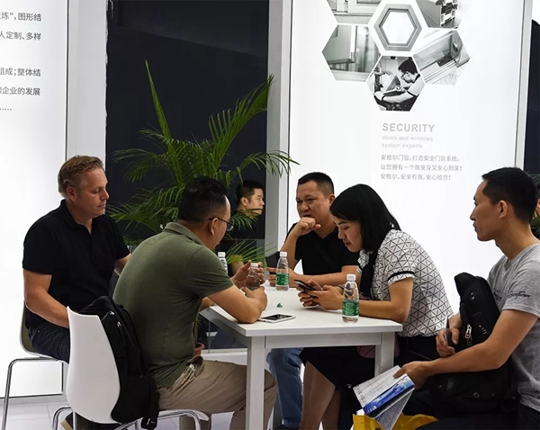 安格尔门窗2019中国建博会（广州）完美收官，开创更加美好的未来！