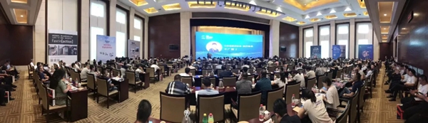 汇龙涂料助力家具产业供给侧创新