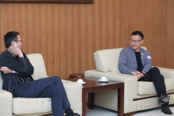 皇派门窗受邀出席“大国智造·美好人居”论坛，助力新国货回潮