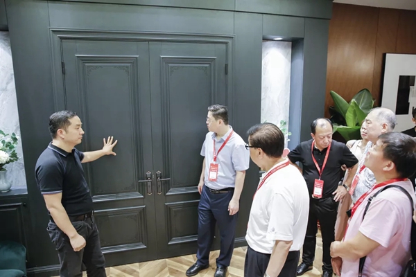 伯艺新品发布会大咖云集,“融”系列圆角门震撼首发 伯艺新品发布会大咖云集,“融”系列圆角门震撼首发