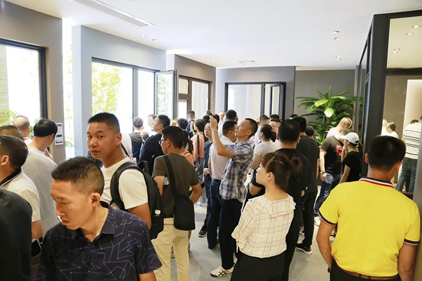 派雅门窗广州建博会完美收官,新面貌,新产品,新未来! 派雅门窗广州建博会完美收官,新面貌,新产品,新未来!