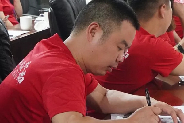 科布斯无缝墙布2019全国巡回培训公开课内蒙站完美收官,为终端赋能! 科布斯无缝墙布2019全国巡回培训公开课内蒙站完美收官,为终端赋能!