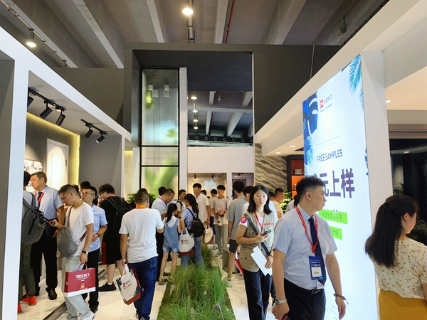 2019中国建博会(广州)|3D无漆木门薛斌:借助产品升级,推出第四代店面 2019中国建博会(广州)|3D无漆木门薛斌:借助产品升级,推出第四代店面