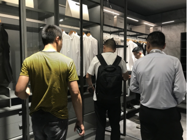 联邦高登携联名款亮相中国建博会（广州），彰显定制设计力量