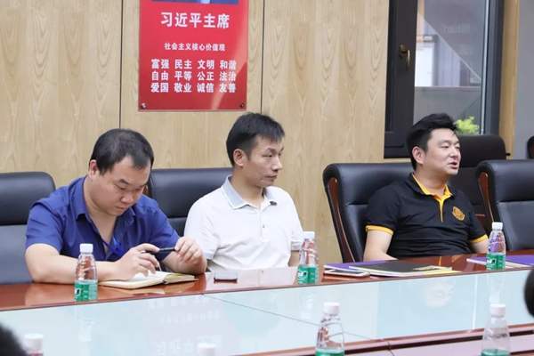 亿合门窗迎接国际色彩大师Karl一行莅临交流指导