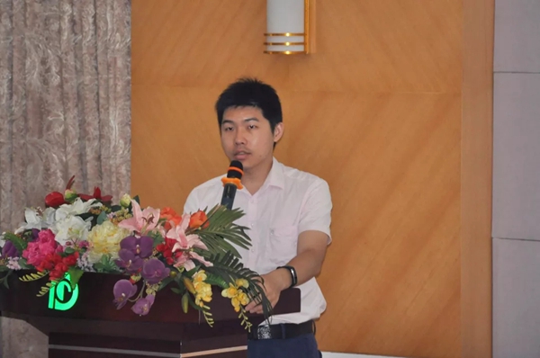合和建筑五金成功举办销售中心2019年年中总结大会，立足高质量发展