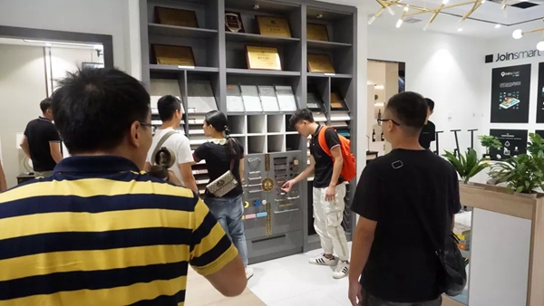 艾娅全屋定制举办第四期经销商终端集训 艾娅全屋定制举办第四期经销商终端集训