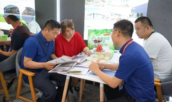欧铂尼门窗正式亮相2019中国建博会(广州) 欧铂尼门窗正式亮相2019中国建博会(广州)